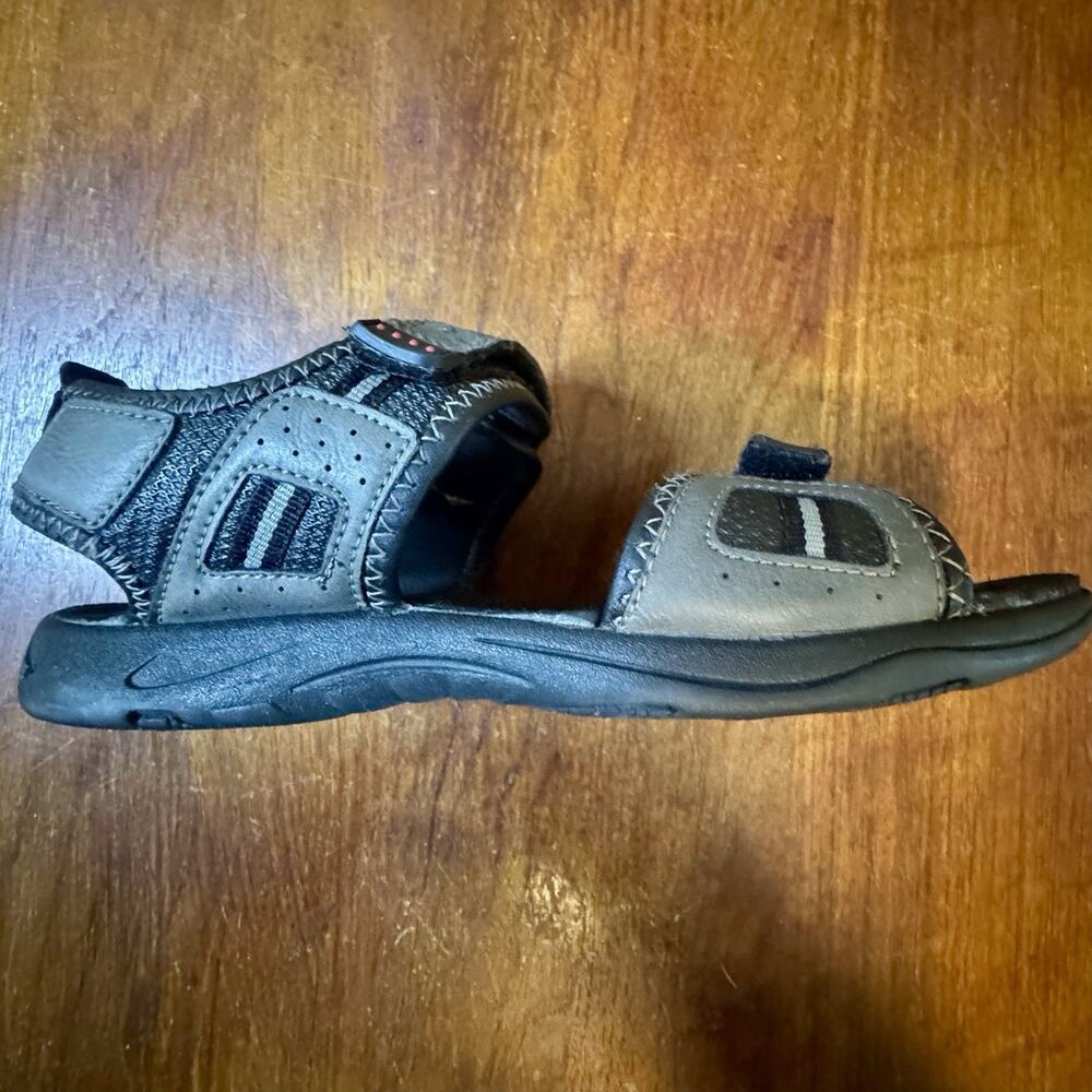 Champion Womens Sport Sandals Black Gray Adjustable Strap Comfort Shoes Sz 5